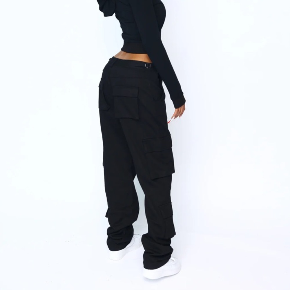 NWT✨ Baggy Cargo Pant (long length)